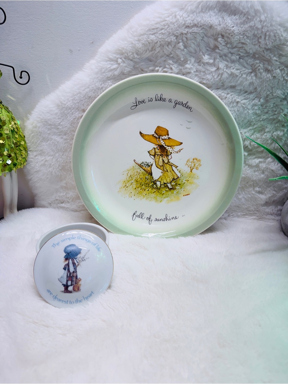 9” Decorative Holly Hobby Ceramic Plate Plus 4” Holly Hobby Trinket Jar 🏺